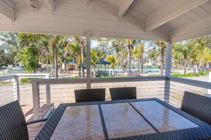 BIG4 Racecourse Beach Tourist Park image