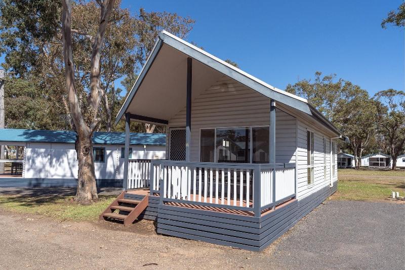 BIG4 Racecourse Beach Tourist Park image