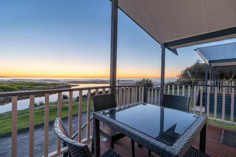 BIG4 Racecourse Beach Tourist Park image