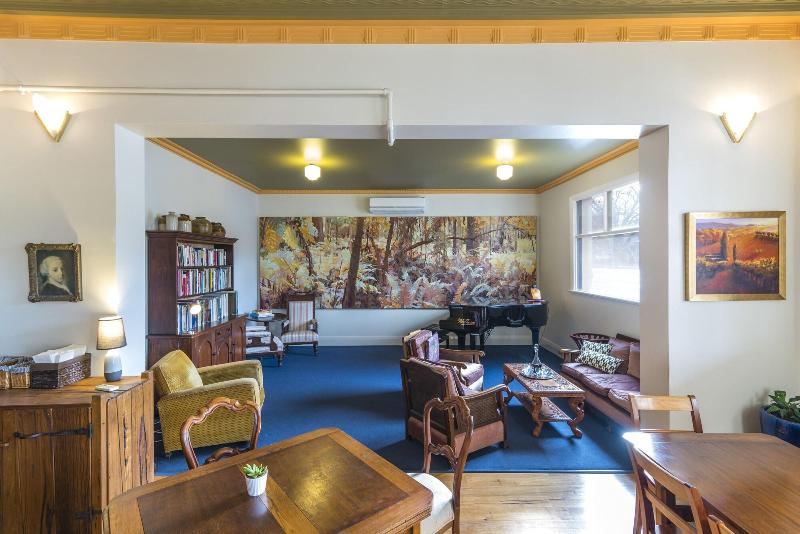 Northern Arts Hotel image