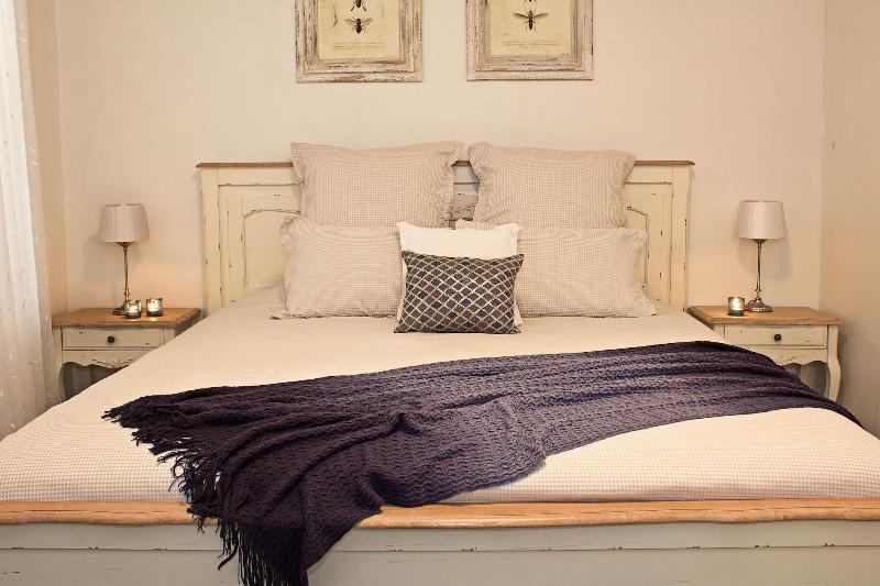 Queen's Cottage Bed and Breakfast Barossa Valley — main photo