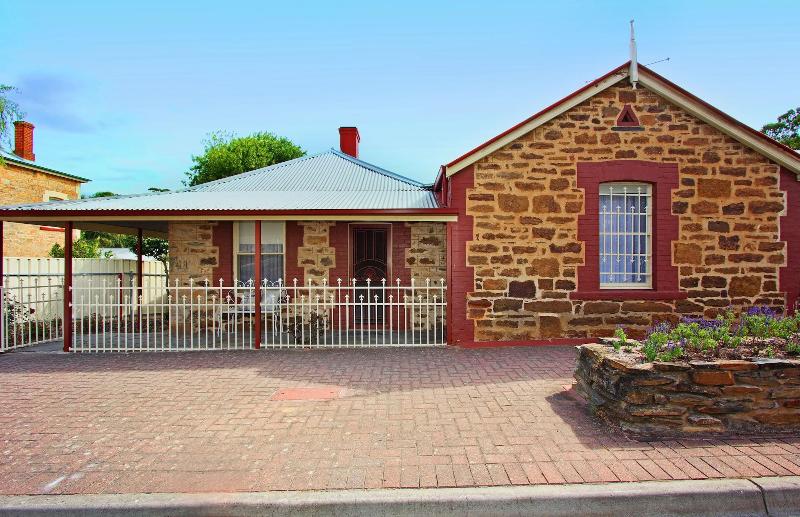 Queen's Cottage Bed and Breakfast Barossa Valley — photo 2