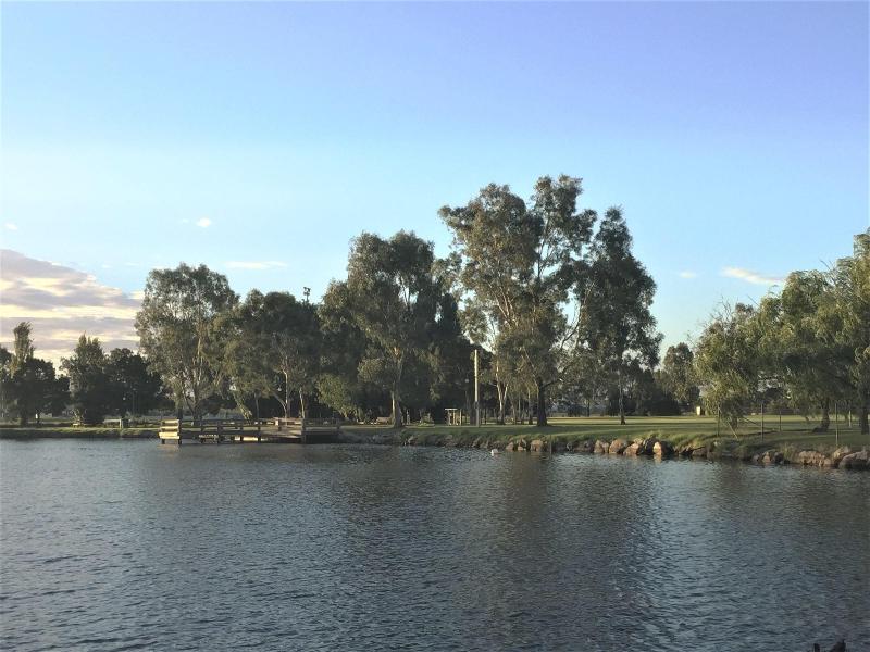 Junee Tourist Park — exterior view