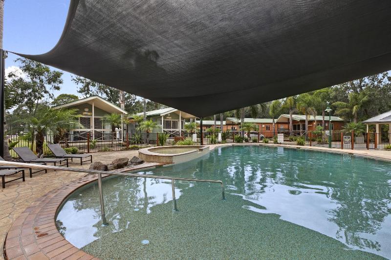 Seven Mile Beach Holiday Park image