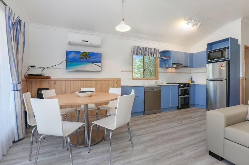 Seven Mile Beach Holiday Park image