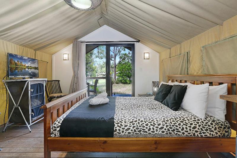 Seven Mile Beach Holiday Park image