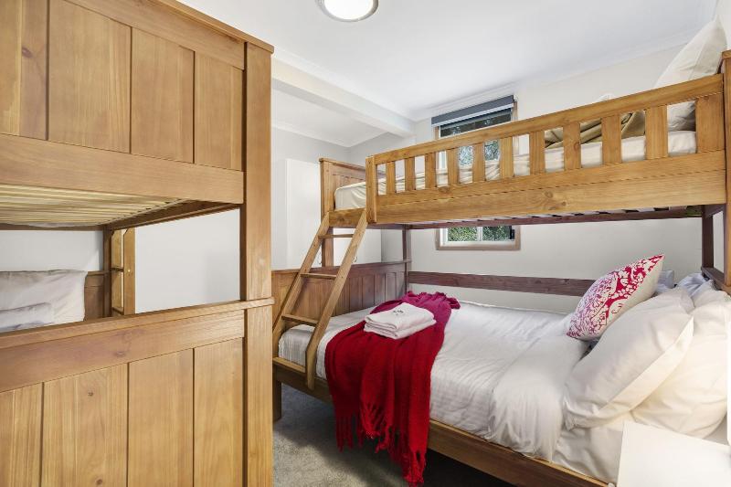 Seven Mile Beach Holiday Park image