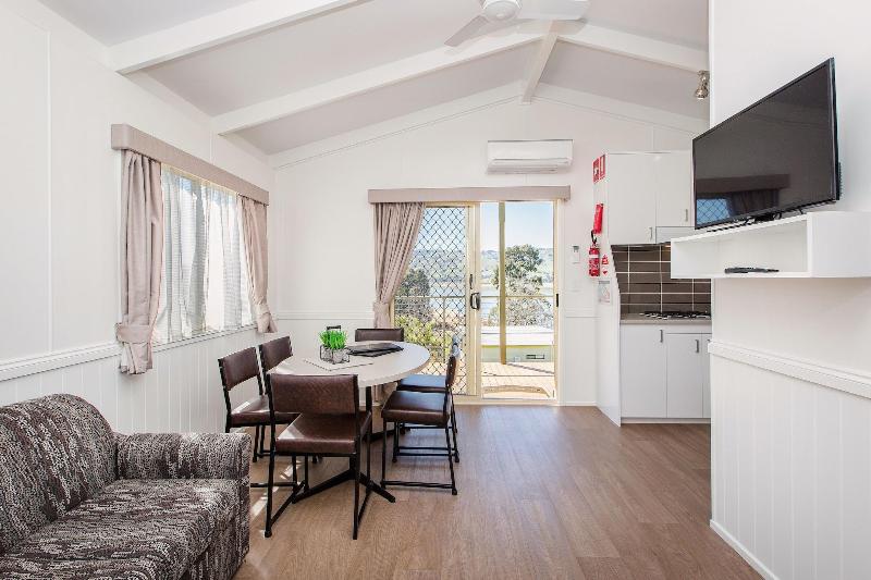 Discovery Parks - Lake Hume, New South Wales image