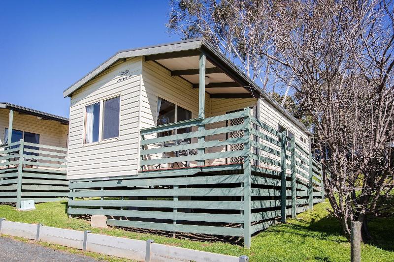 Discovery Parks - Lake Hume, New South Wales image