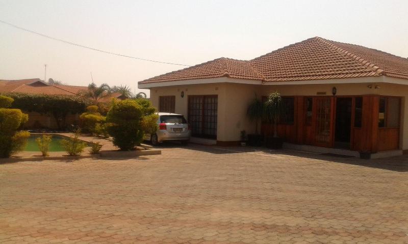 Comfort Palace Guest House Francistown — general view