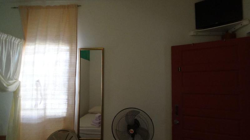 Hacienda Tropical Guest House image