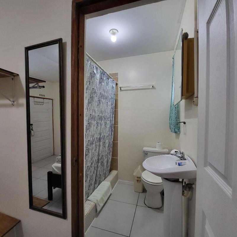 Hacienda Tropical Guest House image