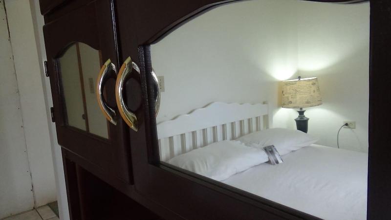 Hacienda Tropical Guest House image