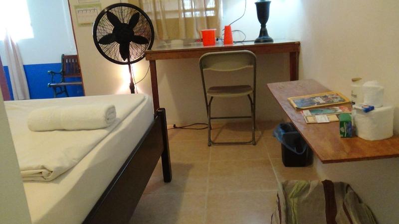 Hacienda Tropical Guest House image