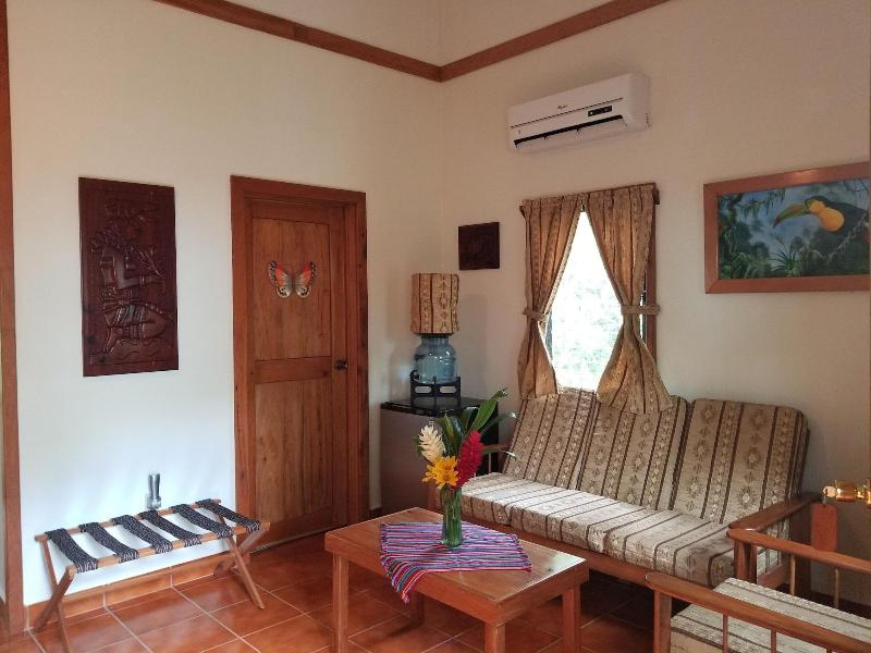 Mariposa Jungle Lodge image