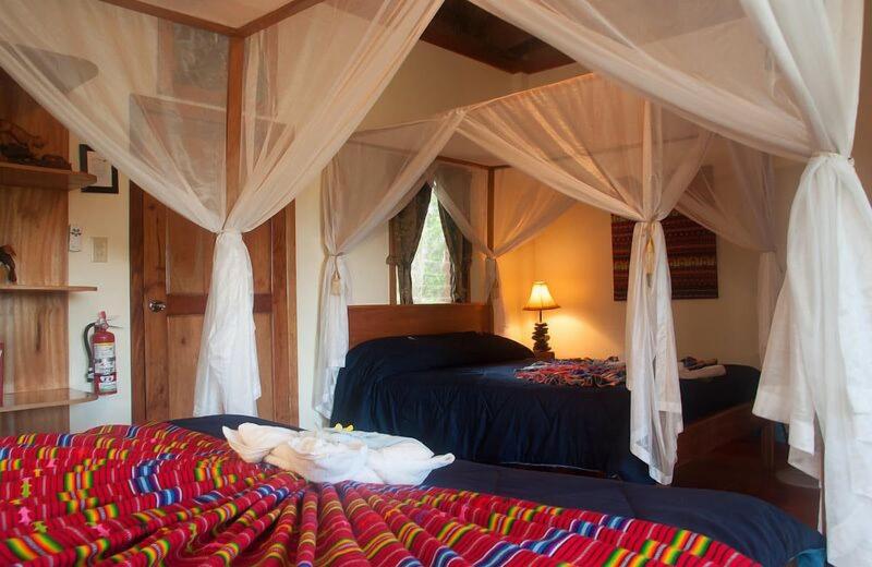 Mariposa Jungle Lodge image
