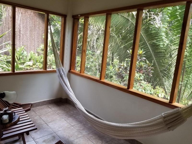 Mariposa Jungle Lodge image