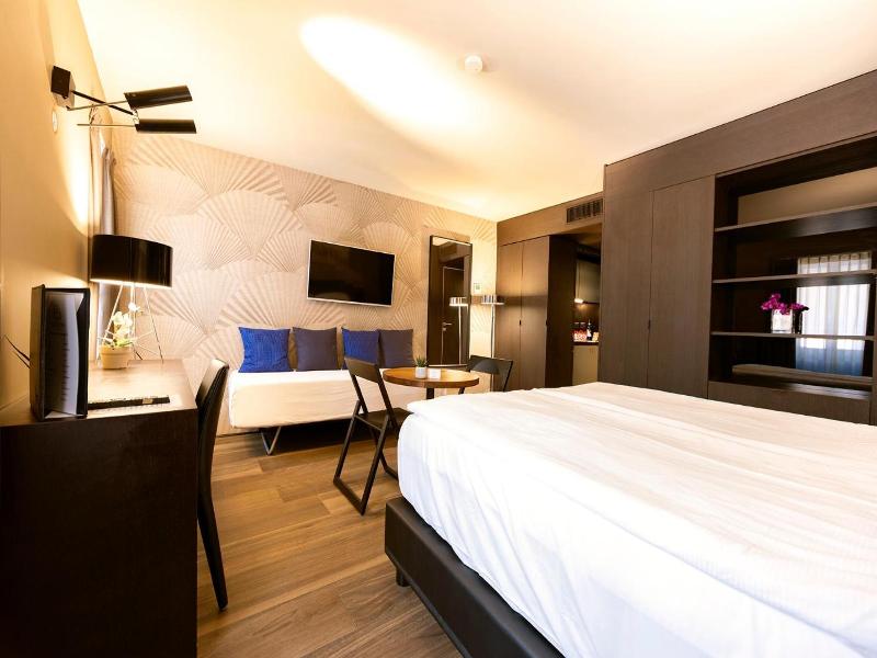 San Carlo Suite image