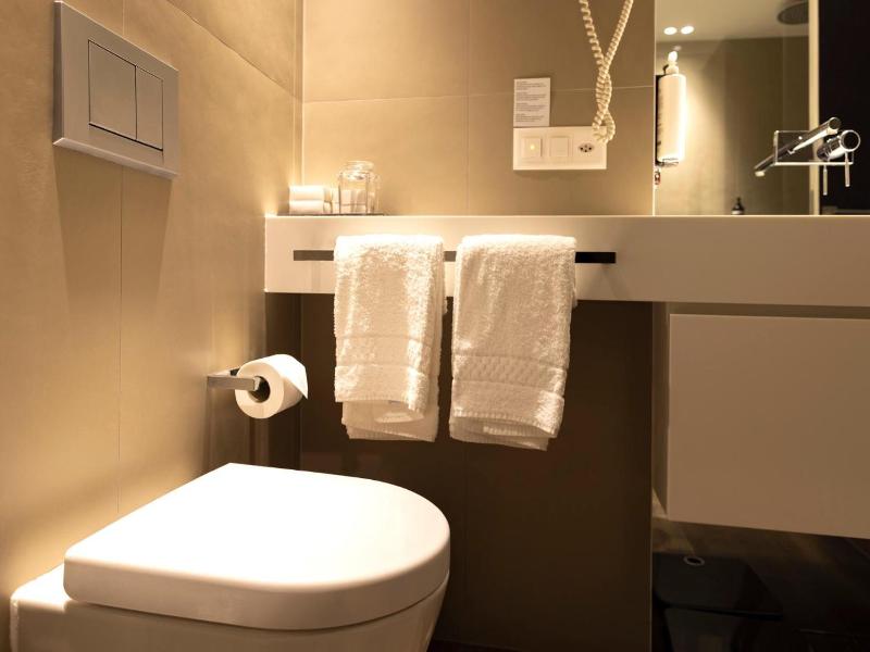San Carlo Suite image