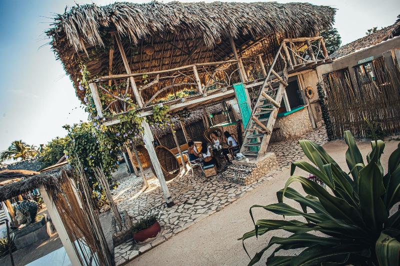 Namaste Beach Club & Hotel image