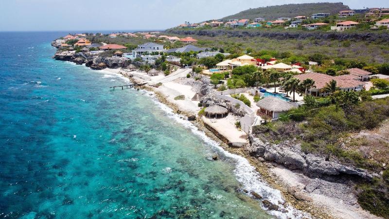 Coral Estate Rentals image