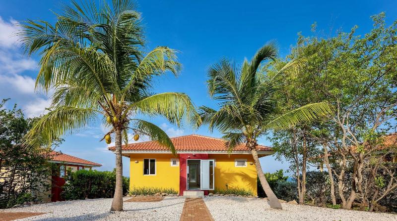 Coral Estate Rentals image