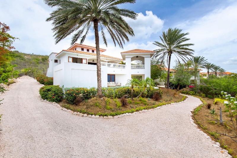 Coral Estate Rentals image
