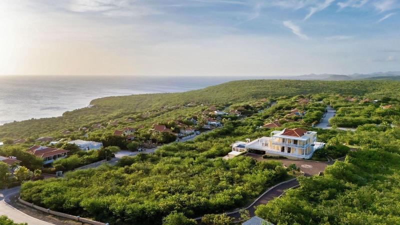 Coral Estate Rentals image