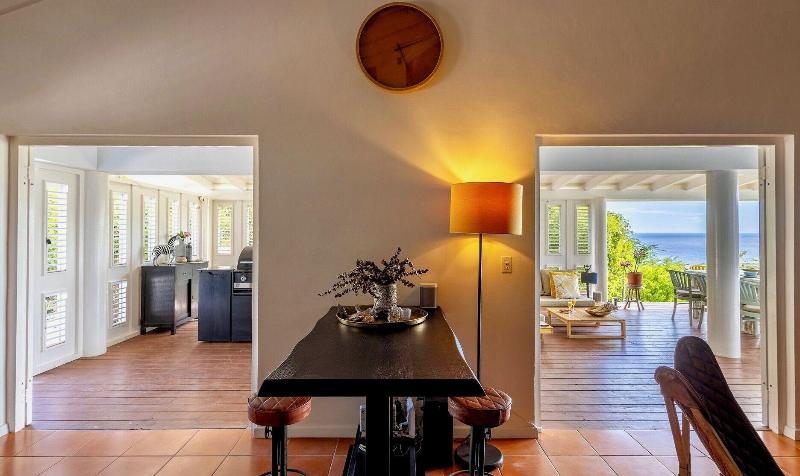 Coral Estate Rentals image