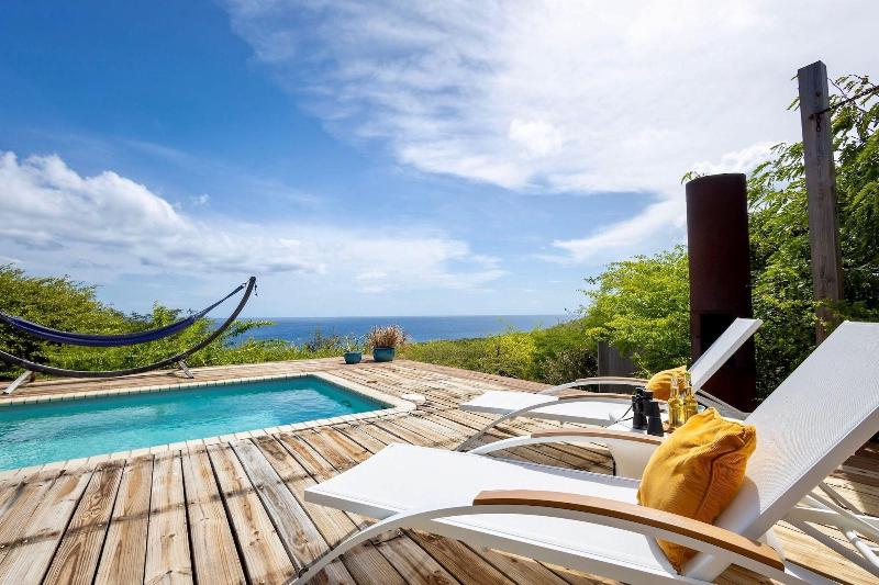 Coral Estate Rentals image
