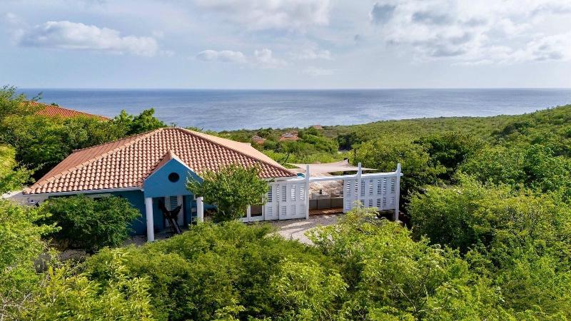 Coral Estate Rentals image