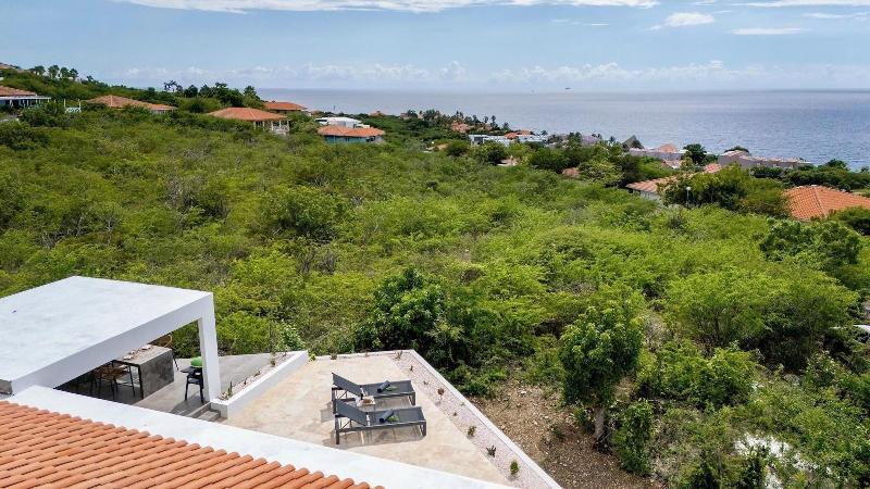 Coral Estate Rentals image