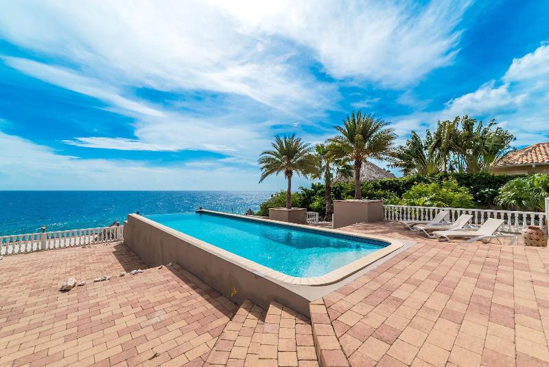 Coral Estate Rentals image