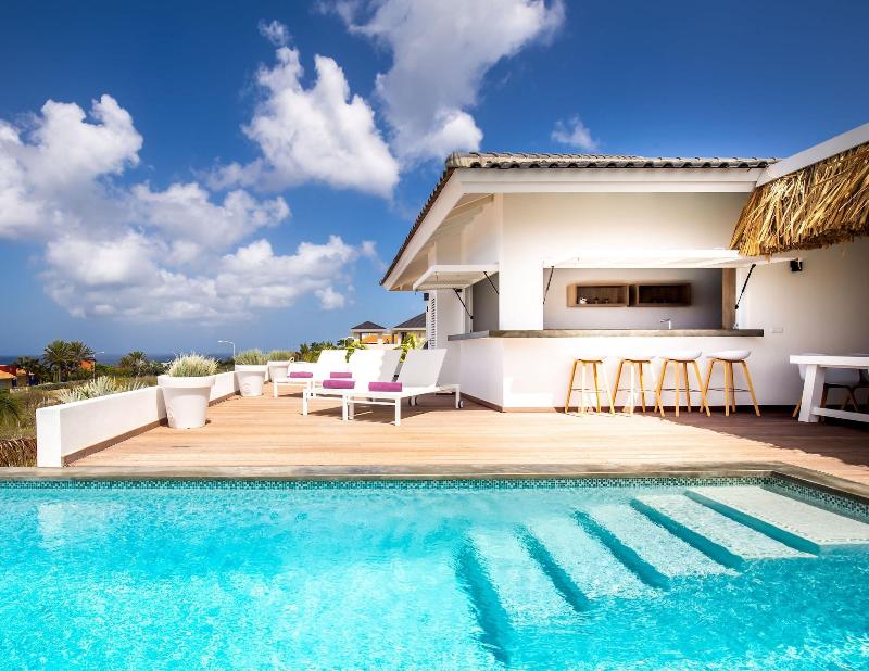 Coral Estate Rentals image