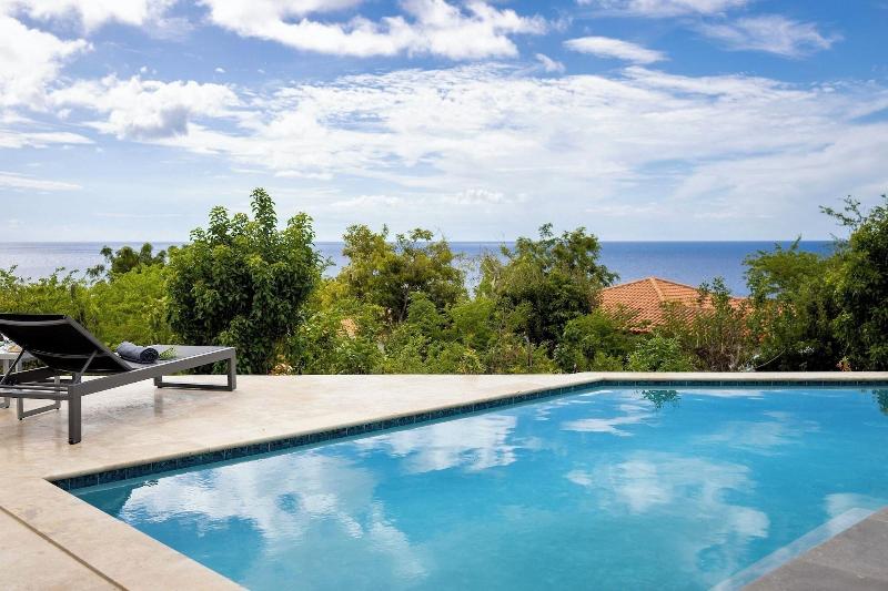 Coral Estate Rentals image