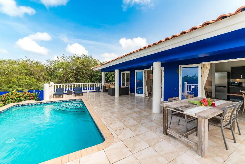 Coral Estate Rentals image