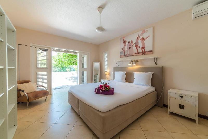 Coral Estate Rentals image