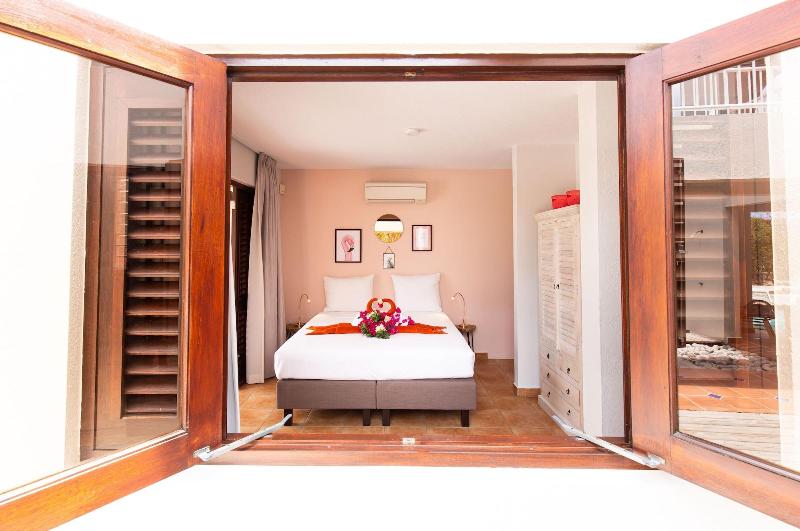 Coral Estate Rentals image