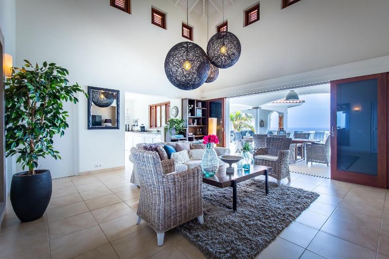Coral Estate Rentals image