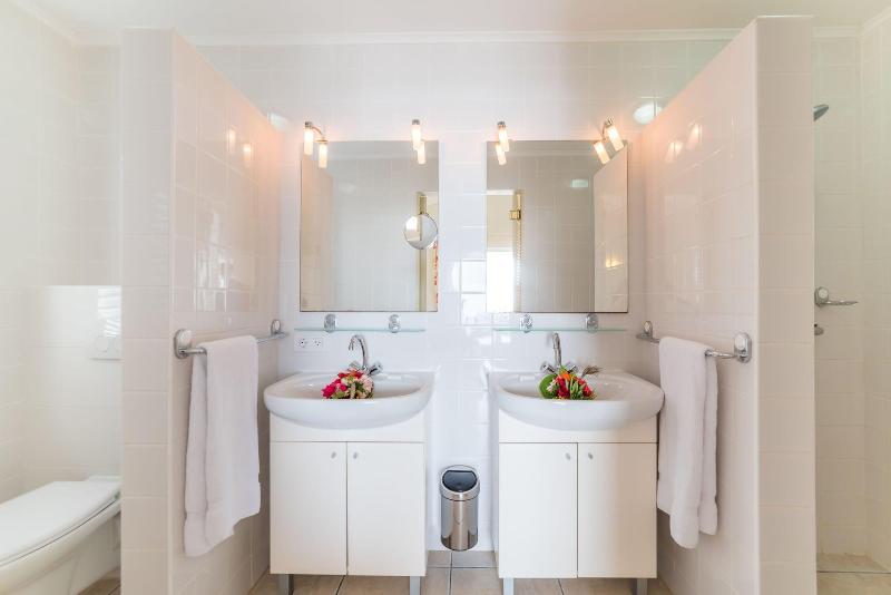 Coral Estate Rentals image