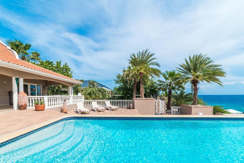 Coral Estate Rentals image