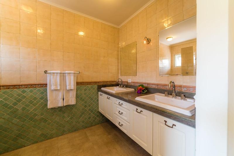 Coral Estate Rentals image