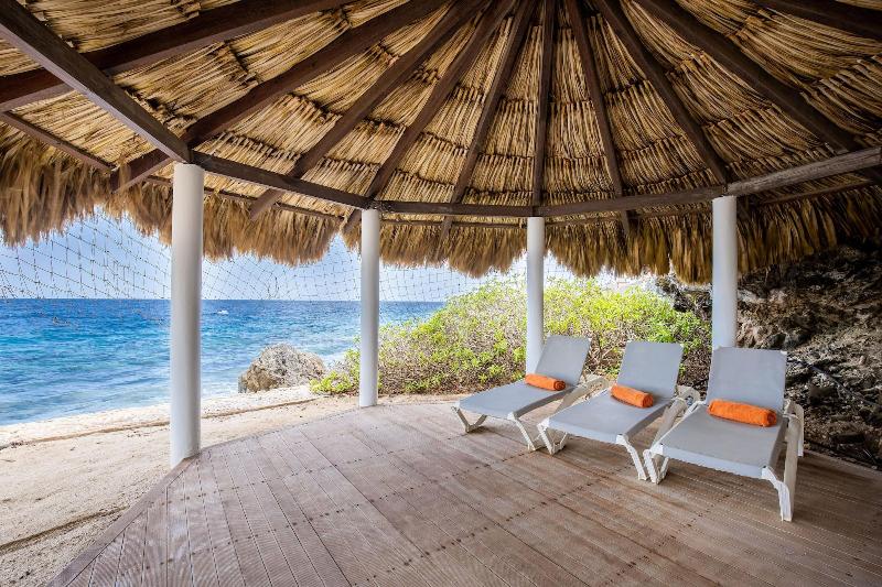 Coral Estate Rentals image