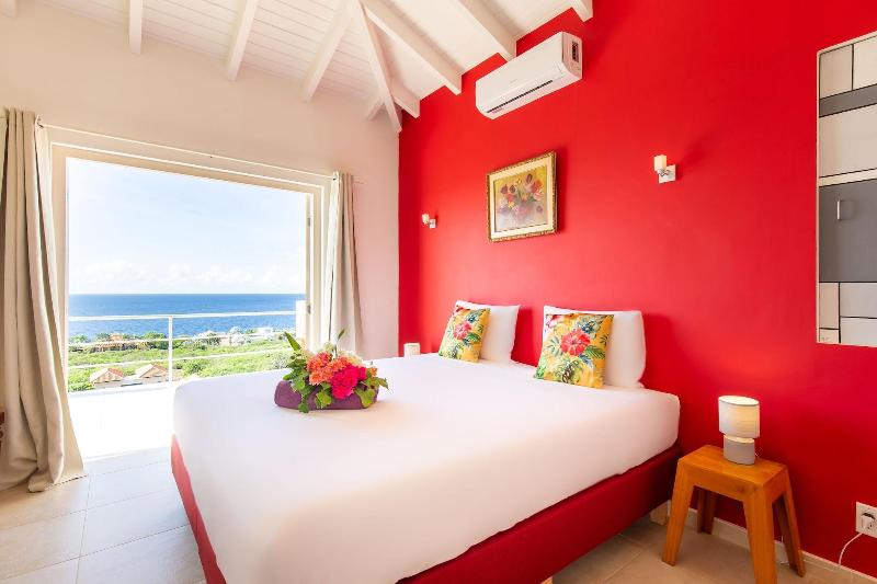 Coral Estate Rentals image