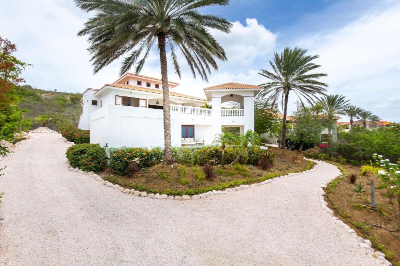 Coral Estate Rentals image