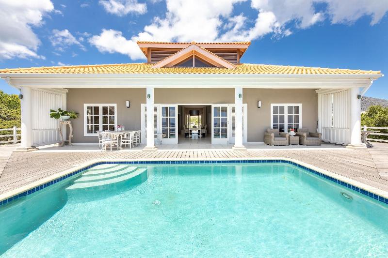 Coral Estate Rentals image