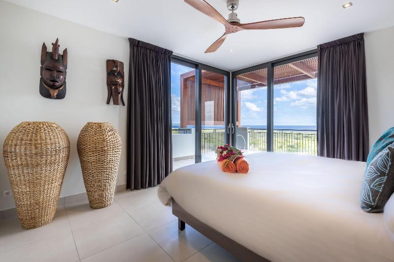 Coral Estate Rentals image