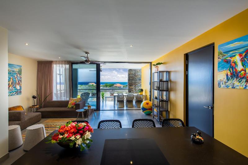 Coral Estate Rentals image