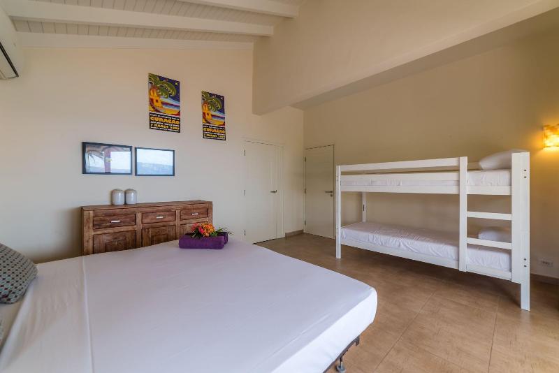 Coral Estate Rentals image