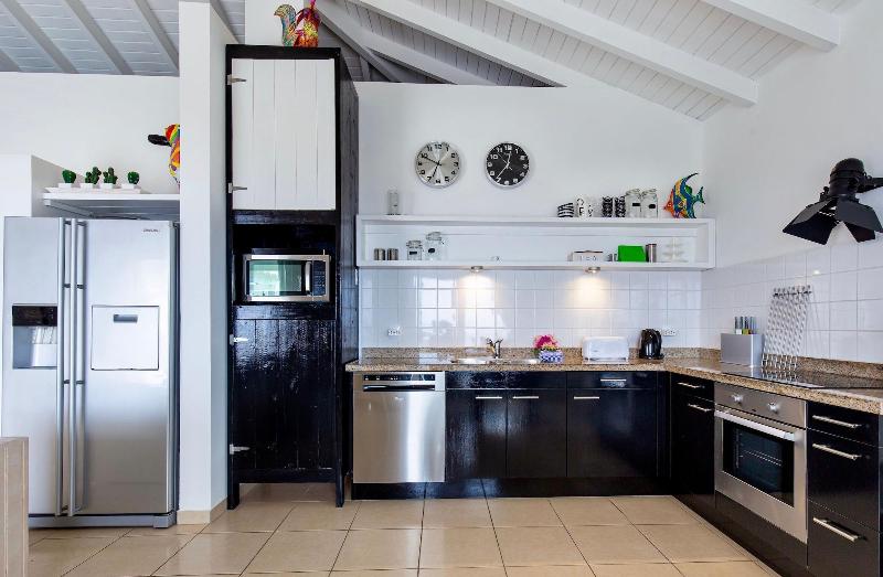 Coral Estate Rentals image